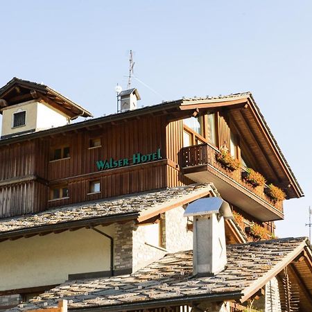 Hotel Walser Courmayeur Bagian luar foto