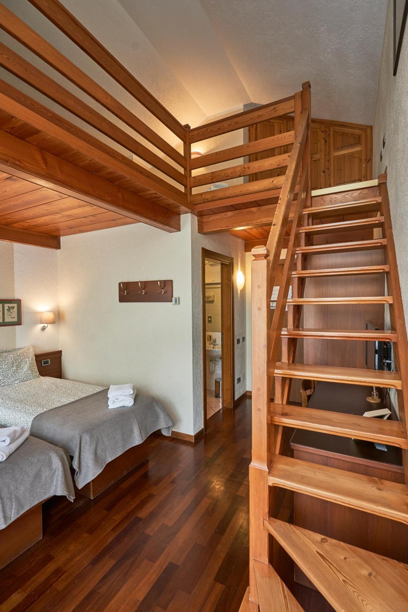 Hotel Walser Courmayeur Bagian luar foto