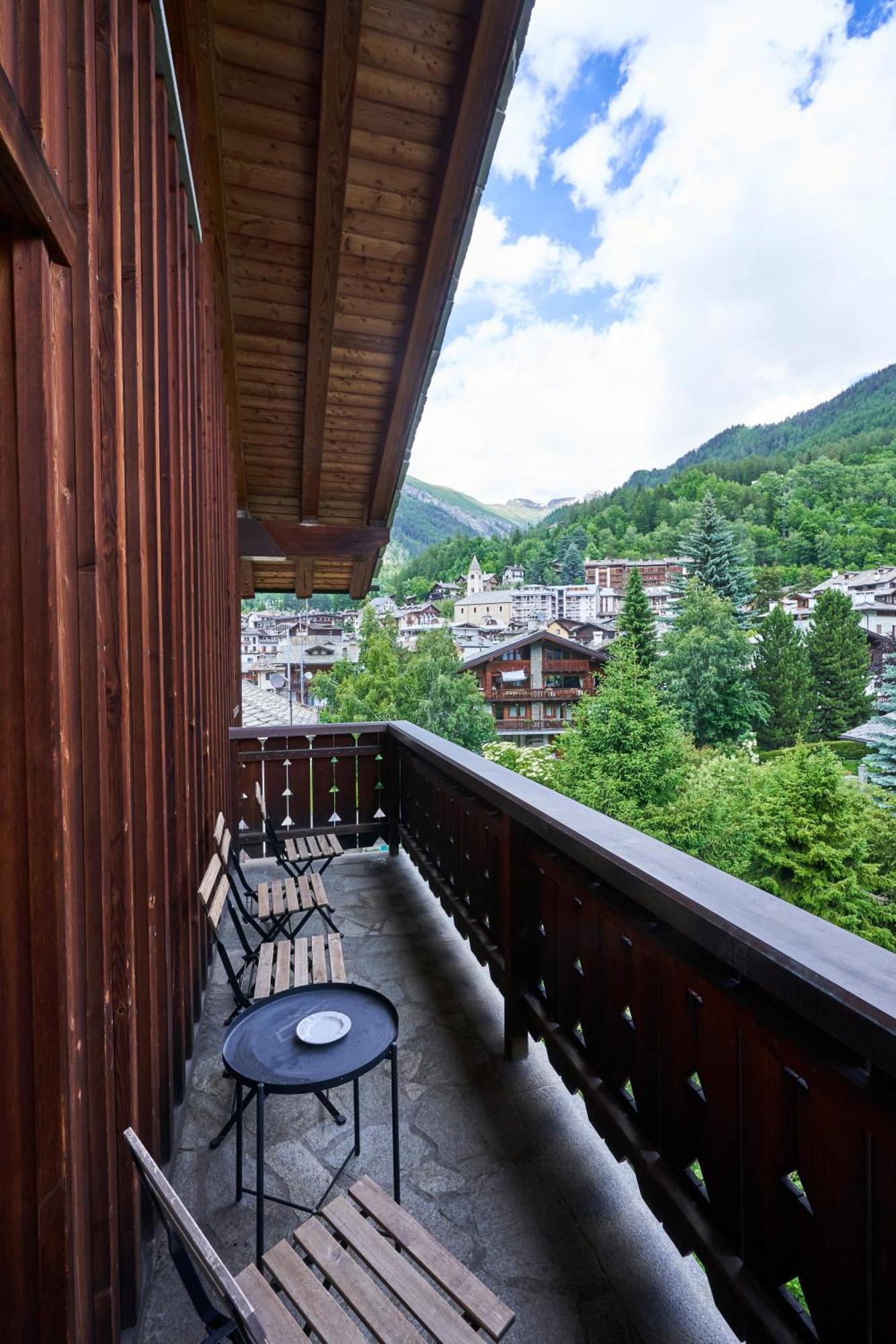 Hotel Walser Courmayeur Bagian luar foto