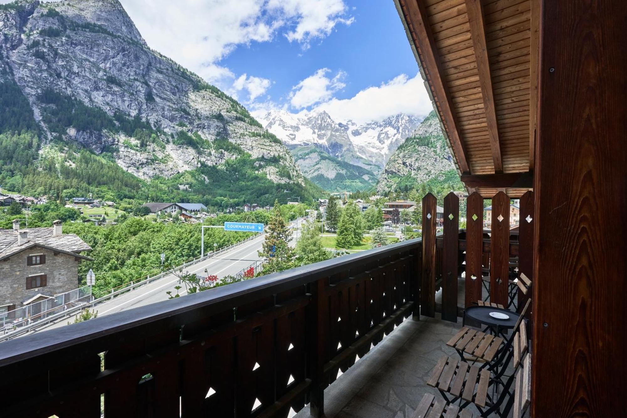 Hotel Walser Courmayeur Bagian luar foto