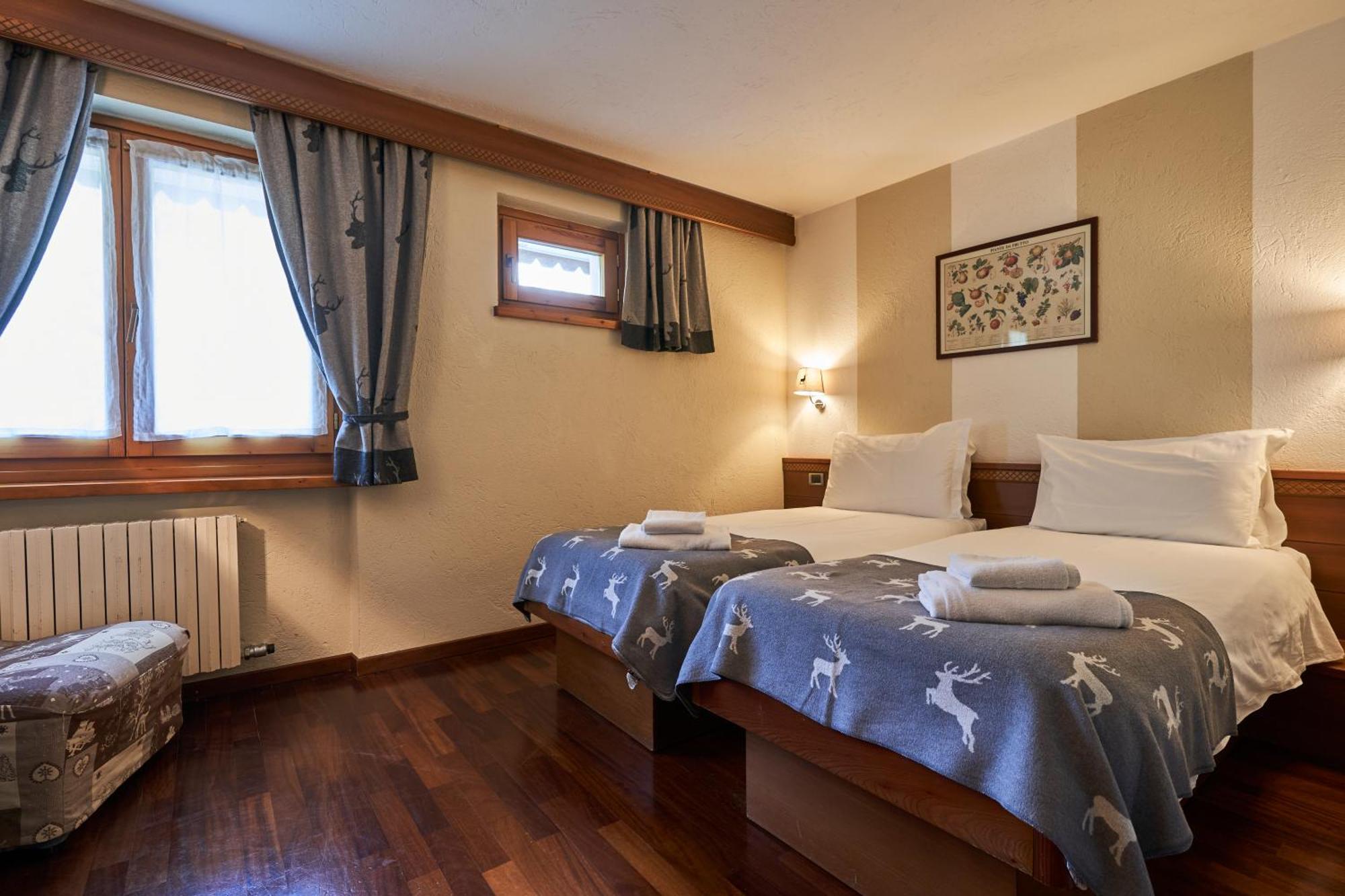 Hotel Walser Courmayeur Bagian luar foto