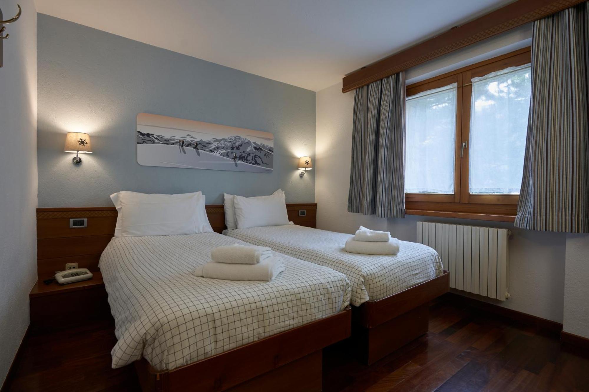 Hotel Walser Courmayeur Bagian luar foto