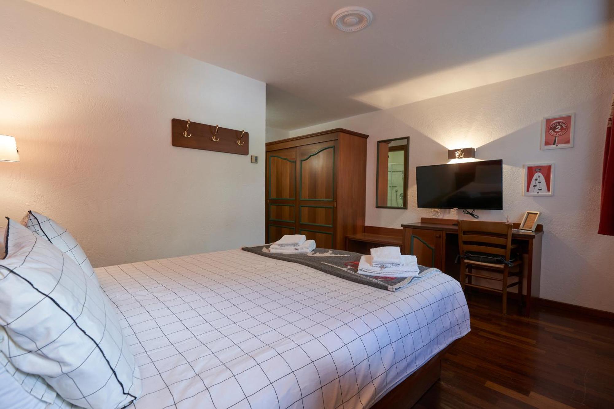 Hotel Walser Courmayeur Bagian luar foto